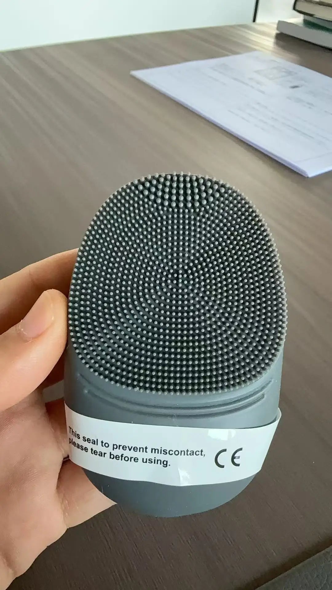 Silicone Sonic Facial Cleansing Brush – Battery Powered Deep Clean Skincare Tool