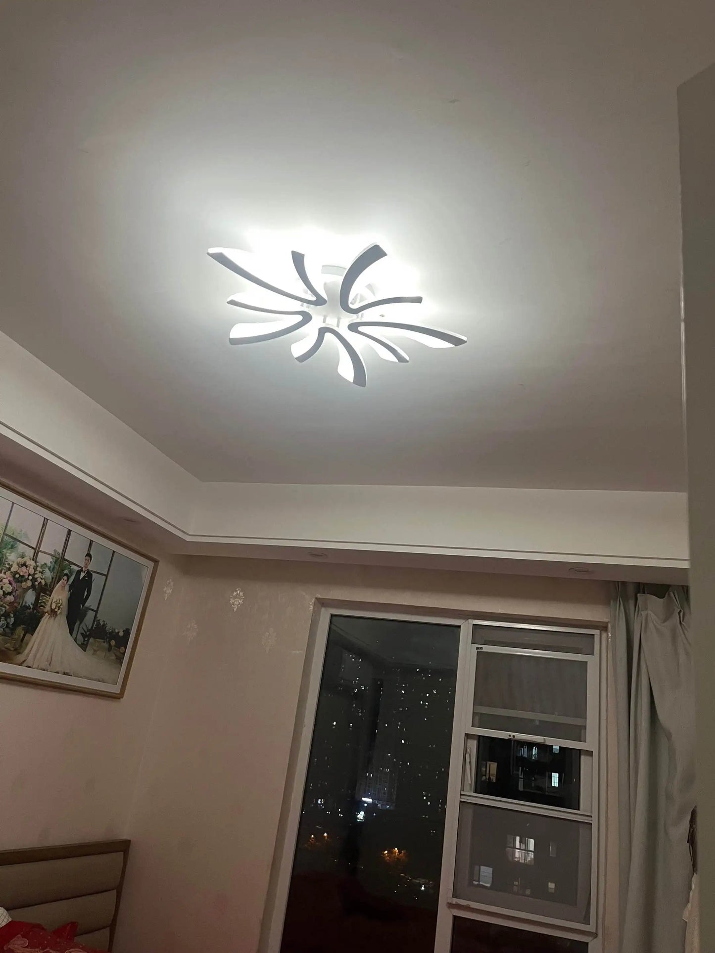 JAYGIY LIGHT Butterfly LED Ceiling Light | Dimmable Remote Control, Modern White