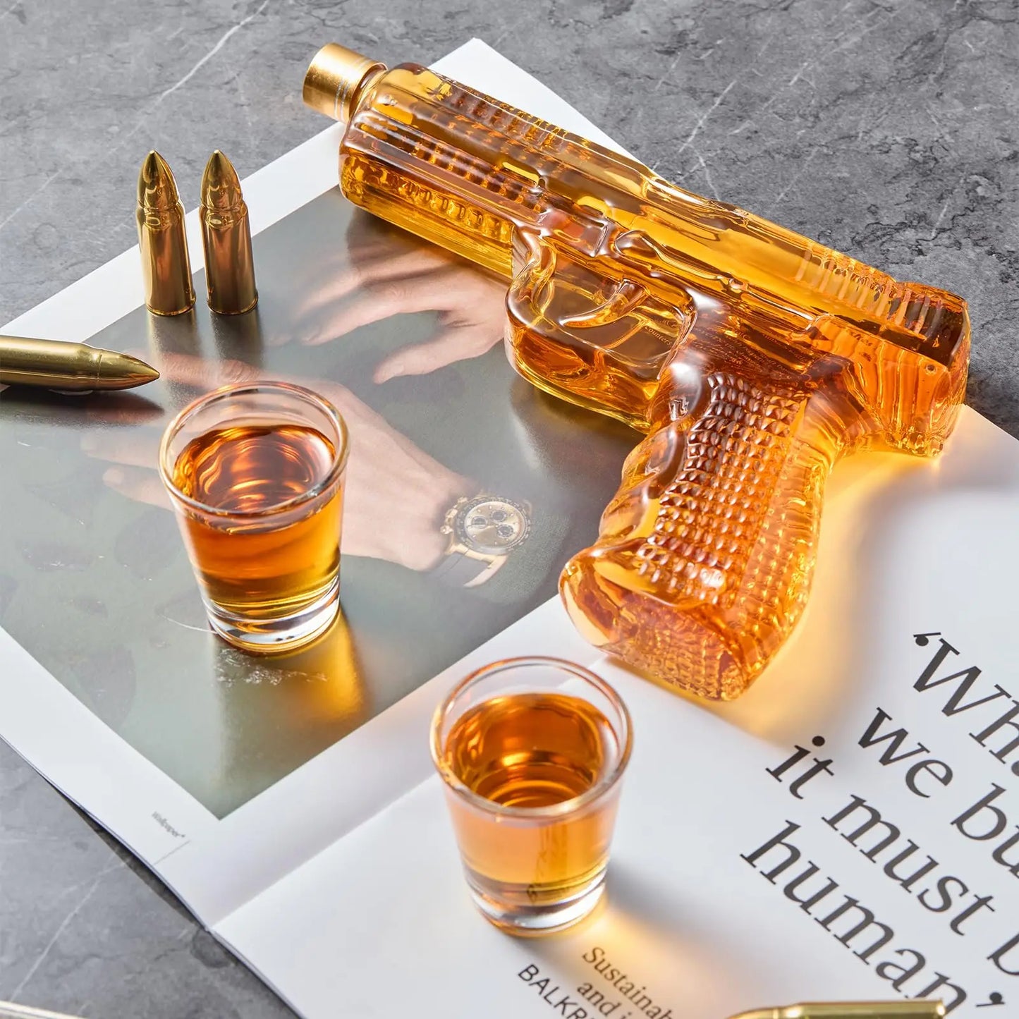 Buyyes Gun Shaped Whiskey Decanter – Handmade Lead-Free Glass Bar Display Gift