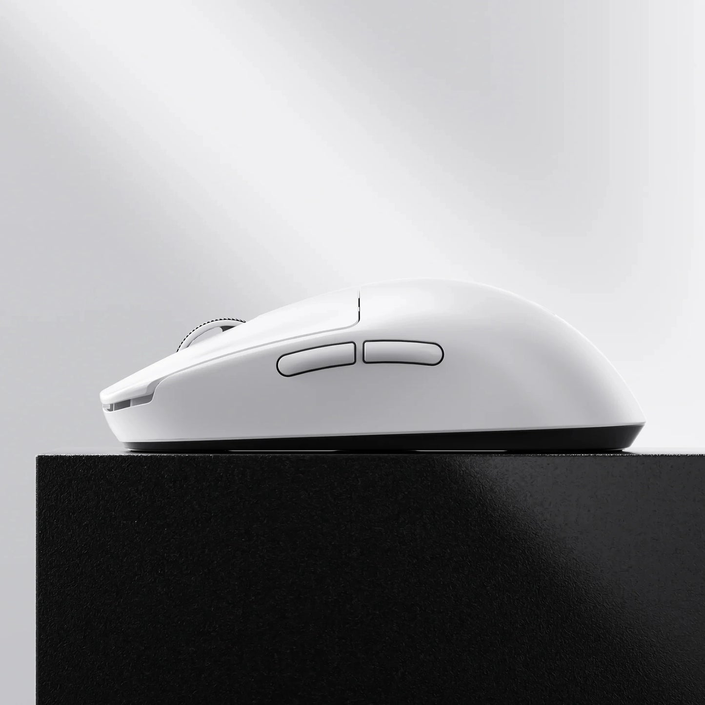 L7 Series Wireless Mouse – PAW3395 Sensor, 8K Receiver, Ultra-Lightweight