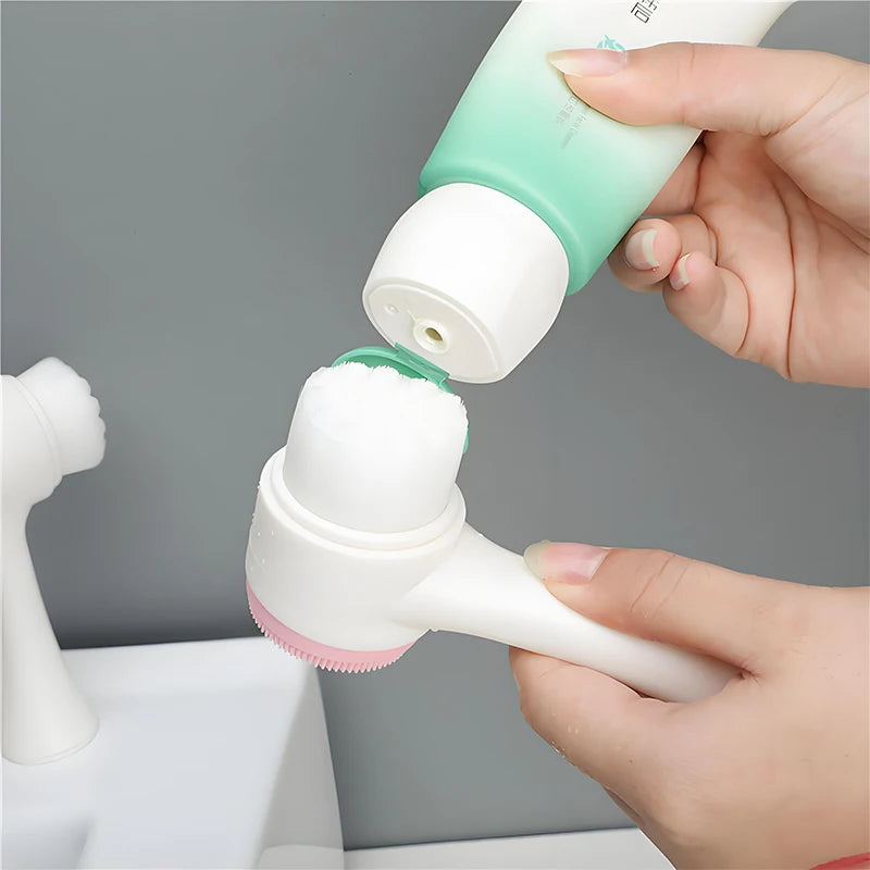 Manual Facial Cleansing Brush – Portable Non-Electric Face Cleaning Skincare Tool