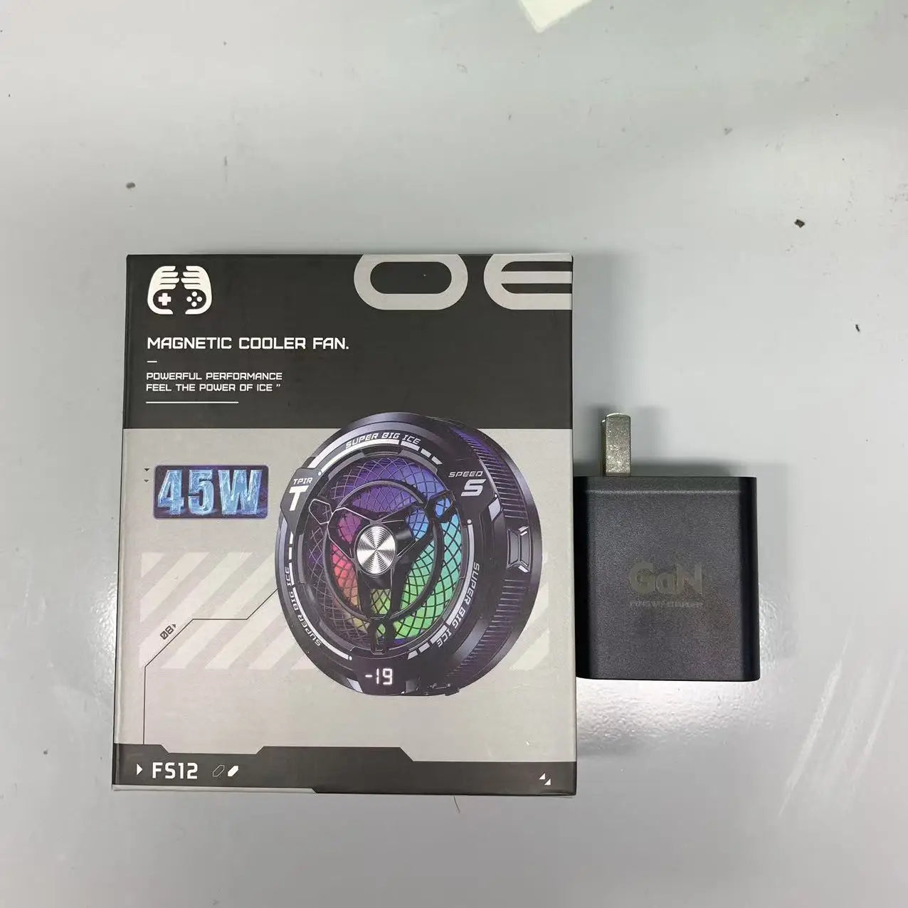 45W PD Phone Cooler with Battery – Extreme Semiconductor Cooling for Mobile Gaming